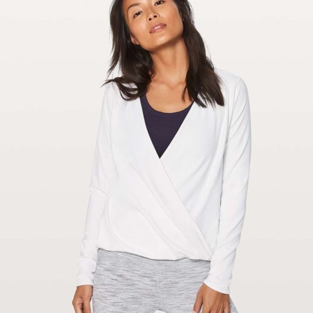 Lululemon full freedom long sleeve 6